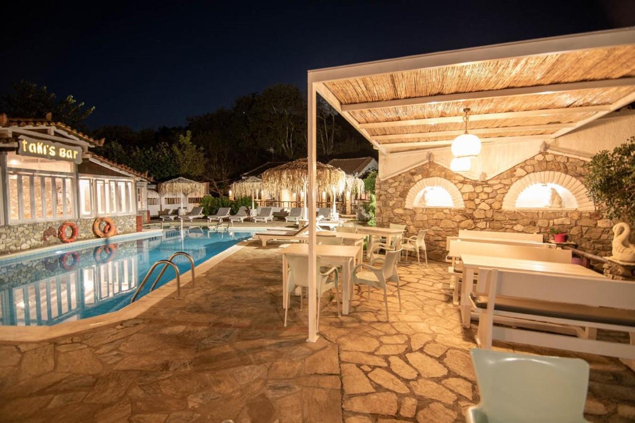 Elizabeth Studios Platanias  Exterior photo