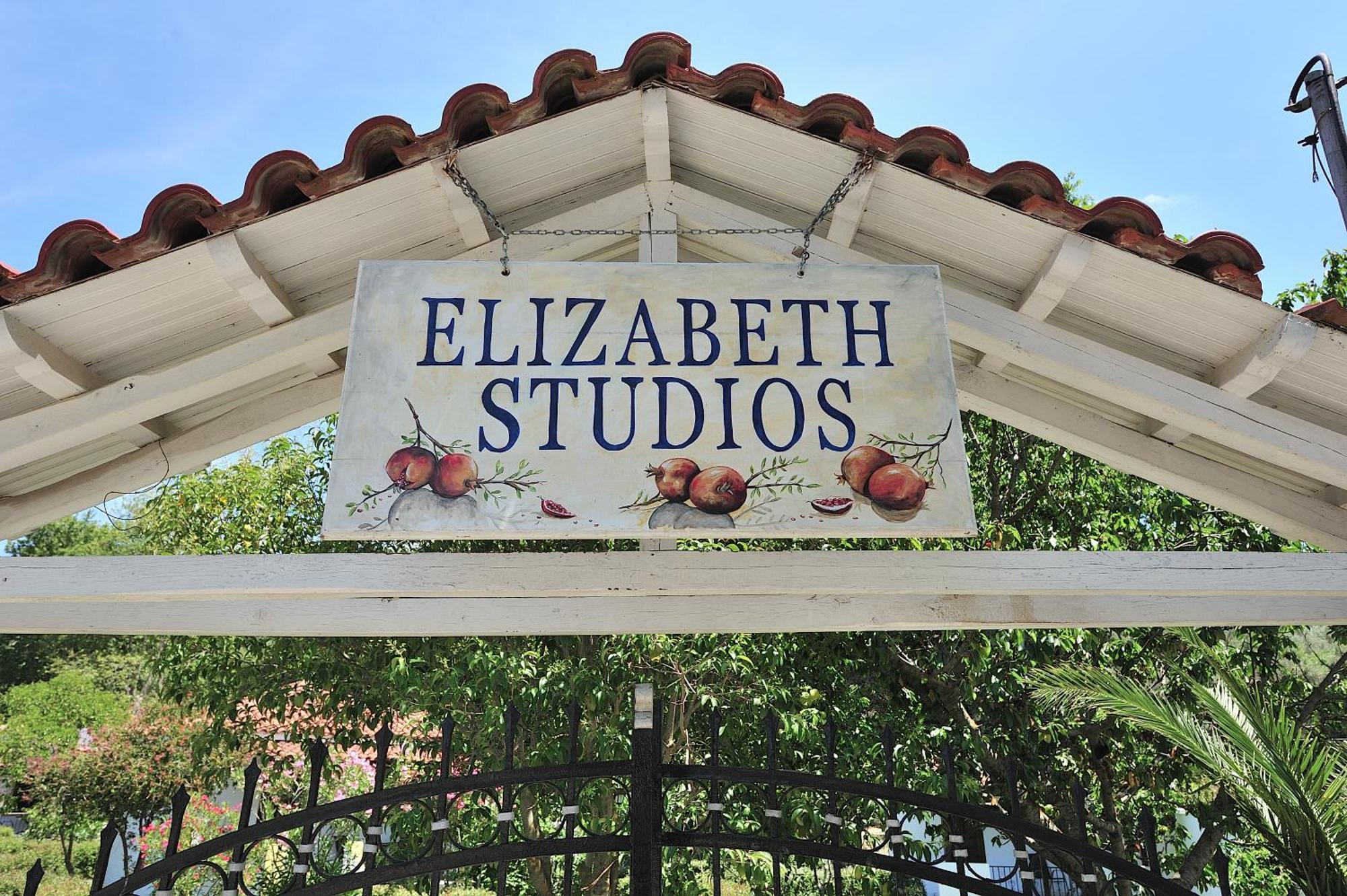 Elizabeth Studios Platanias  Exterior photo